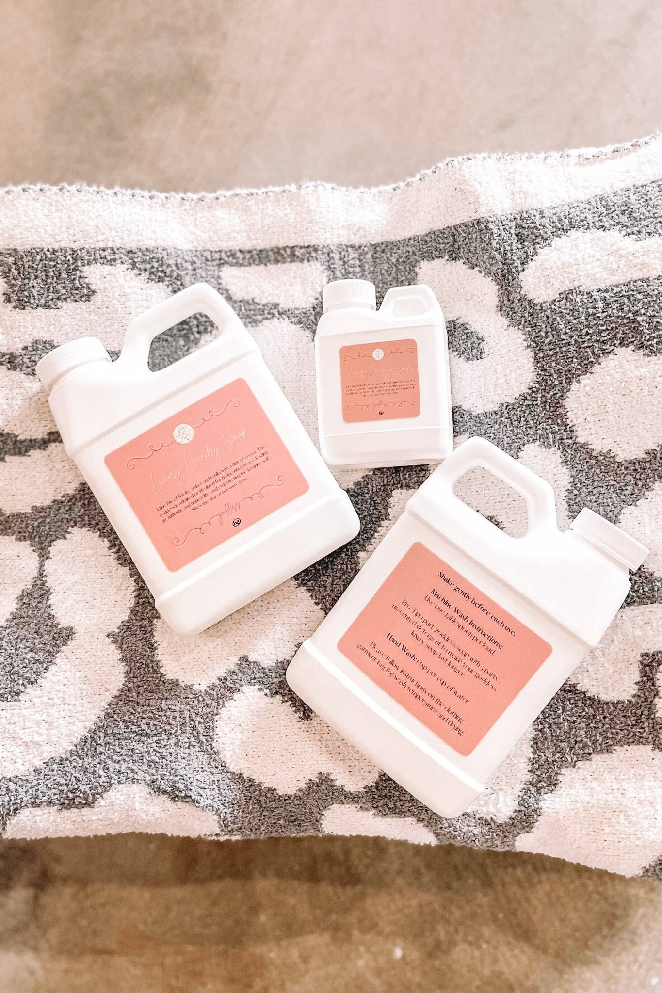 TMLL Beauty Co - Goddess Luxury Laundry Soap: Medium 16oz