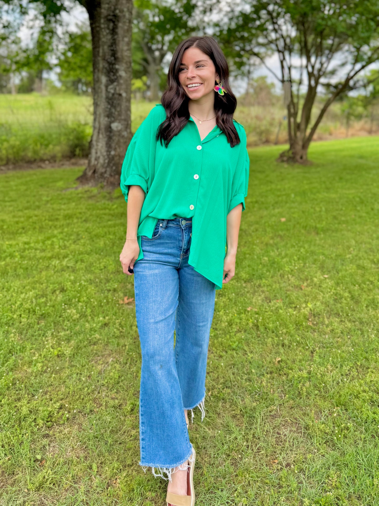 Simple Measures Top Kelly Greem