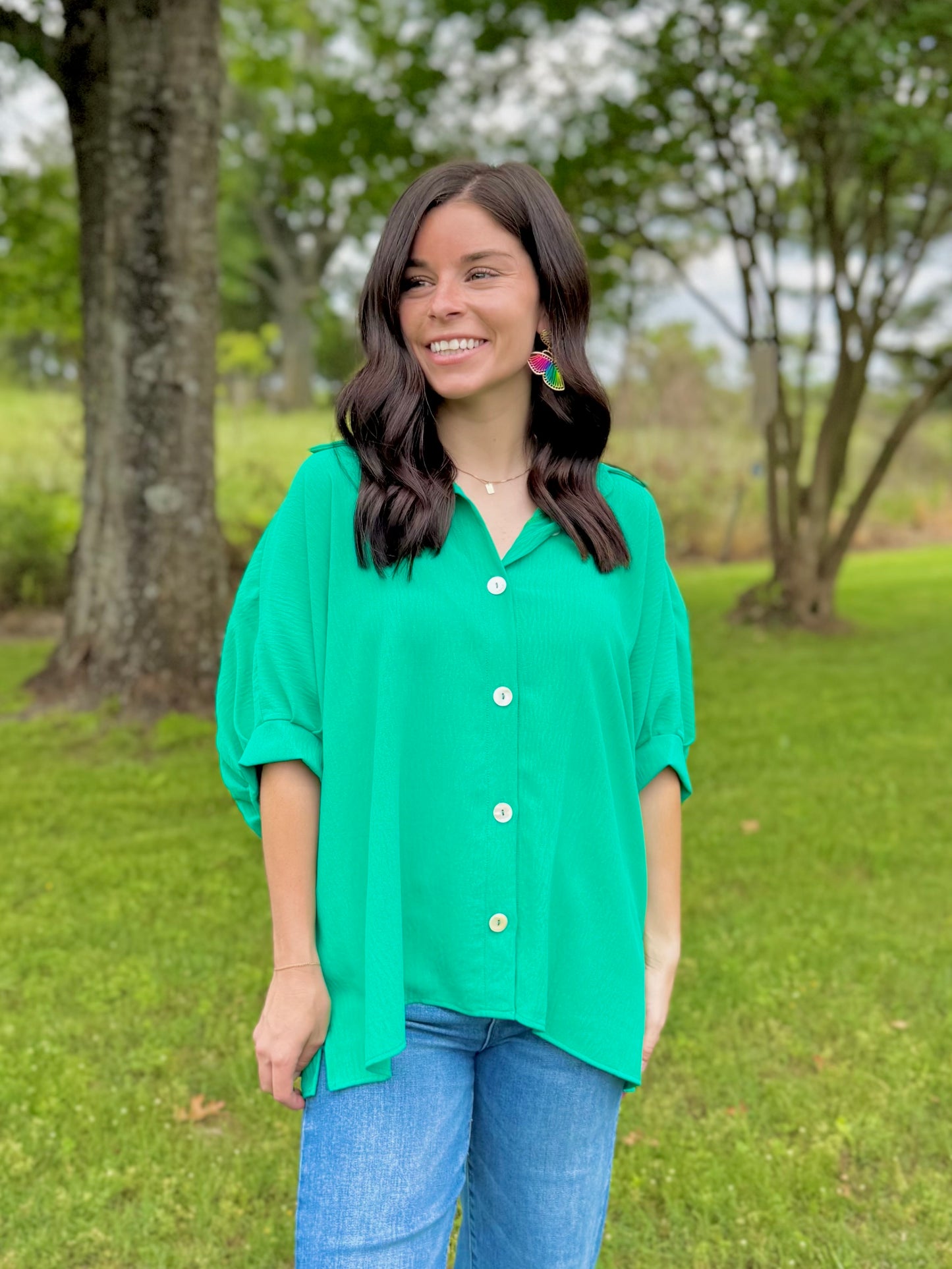 Simple Measures Top Kelly Greem