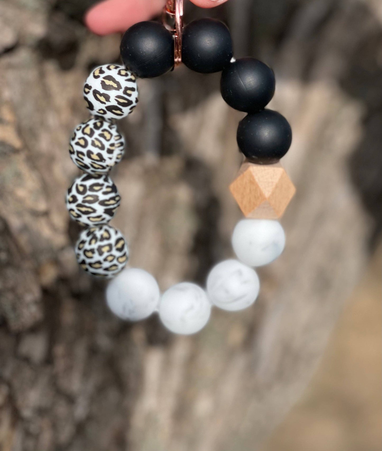 Cute Corner Boutique - Light Leopard White Marble Keychain Wristlet