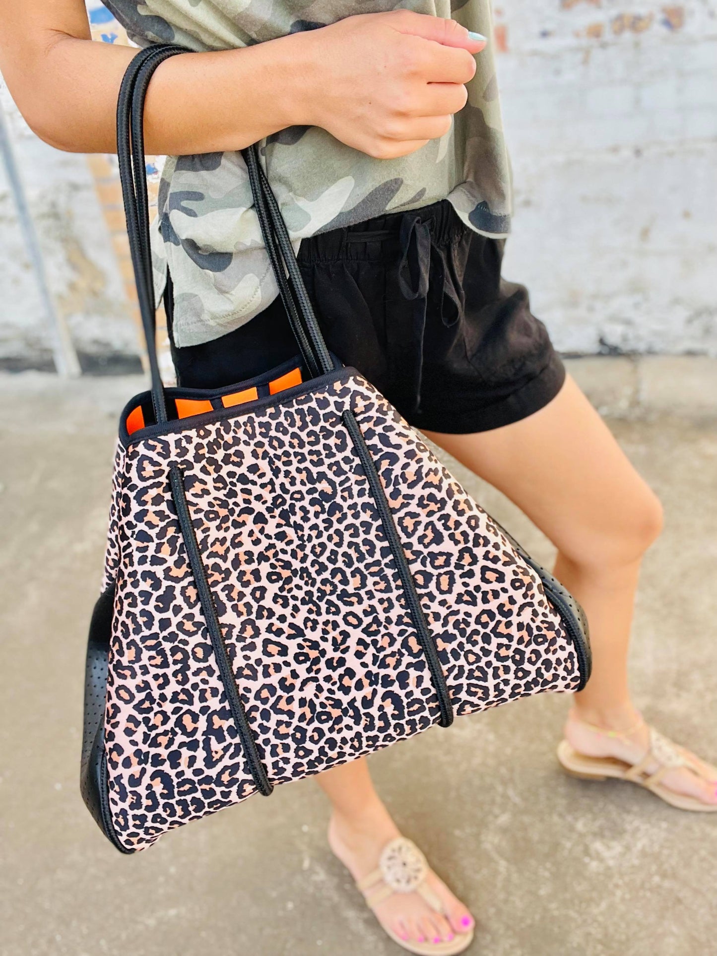 Lg Neoprene Tote