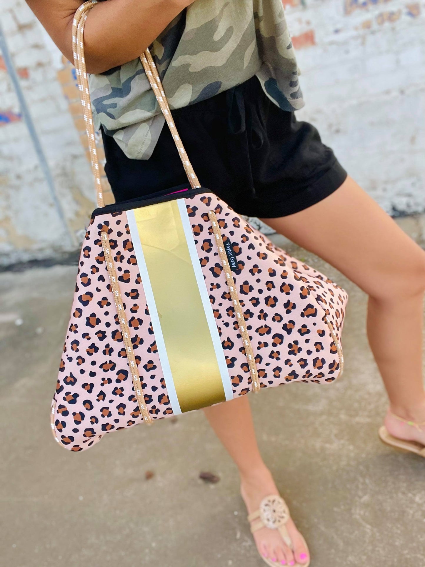 Lg Neoprene Tote