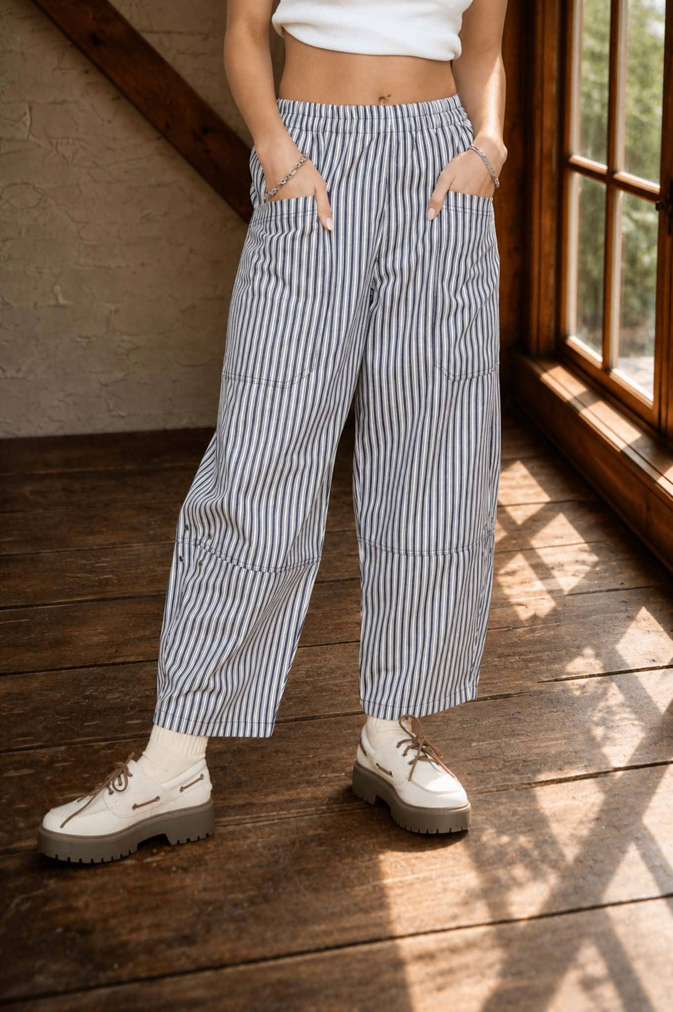 J.O.A - STRIPE POCKET DETAIL WIDE LEG PANTS
