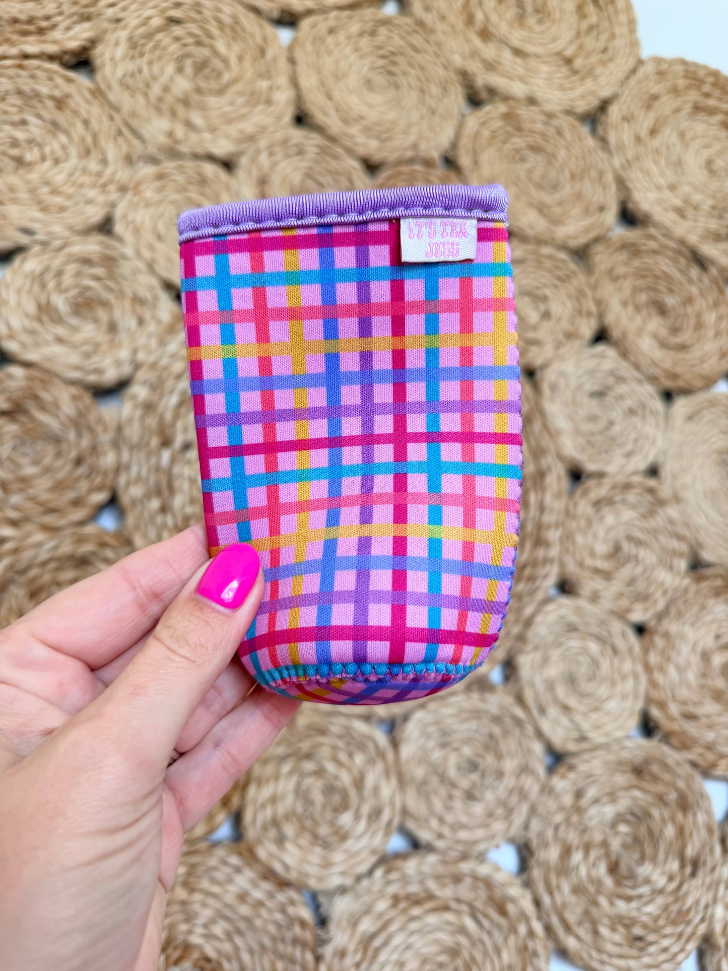 It's Tex Jess - Slim Can Sleeve-Rainbow Gingham
