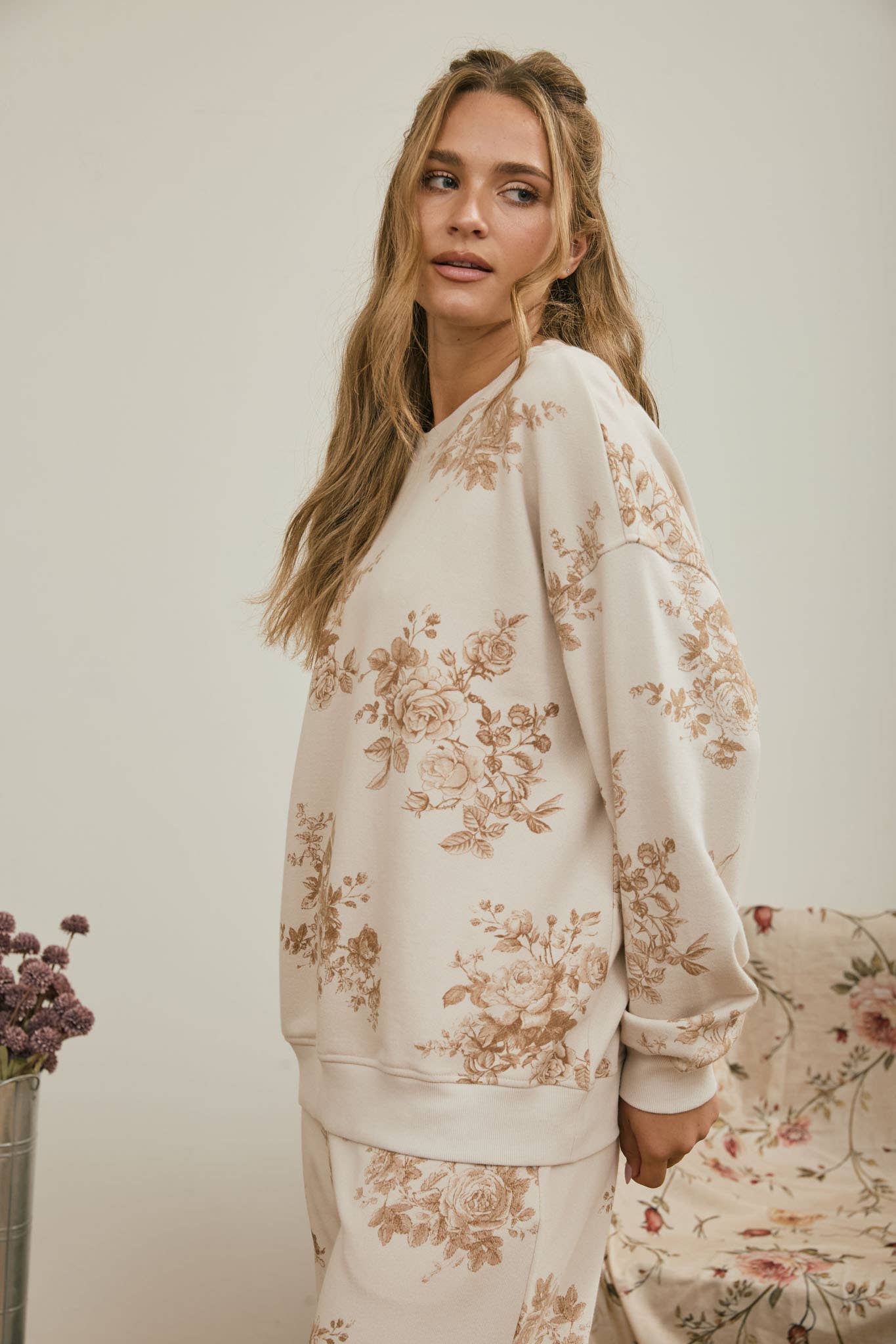J.O.A - FLORAL TOILE LONG SLEEVE CREW NECK KNIT TOP