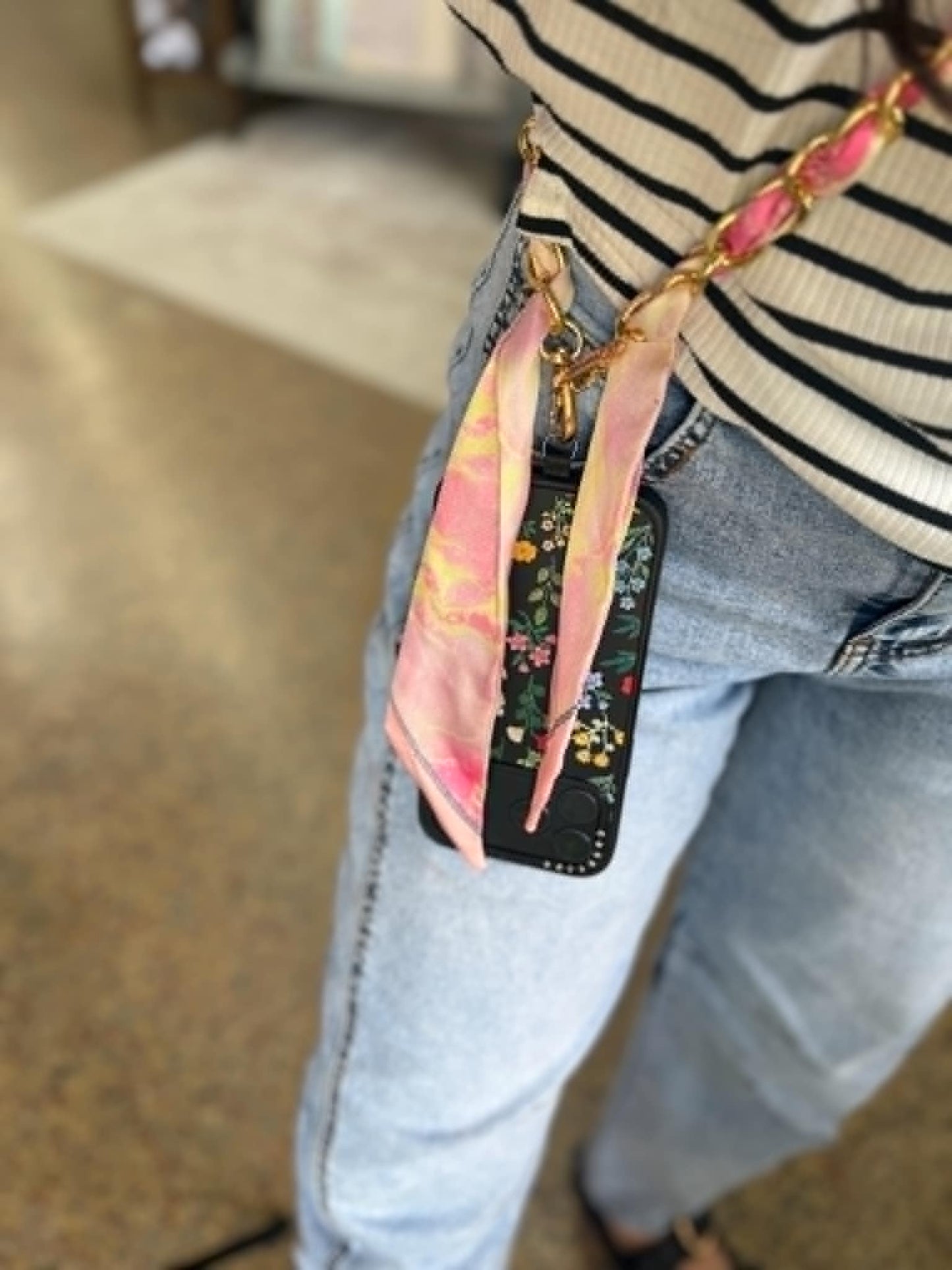 On The GO Girl Phone Lanyard