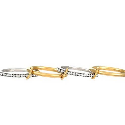 JOSSLYN by wall to wall - Stainless Steel Stackable Plain Band Rings Linked | 40R134