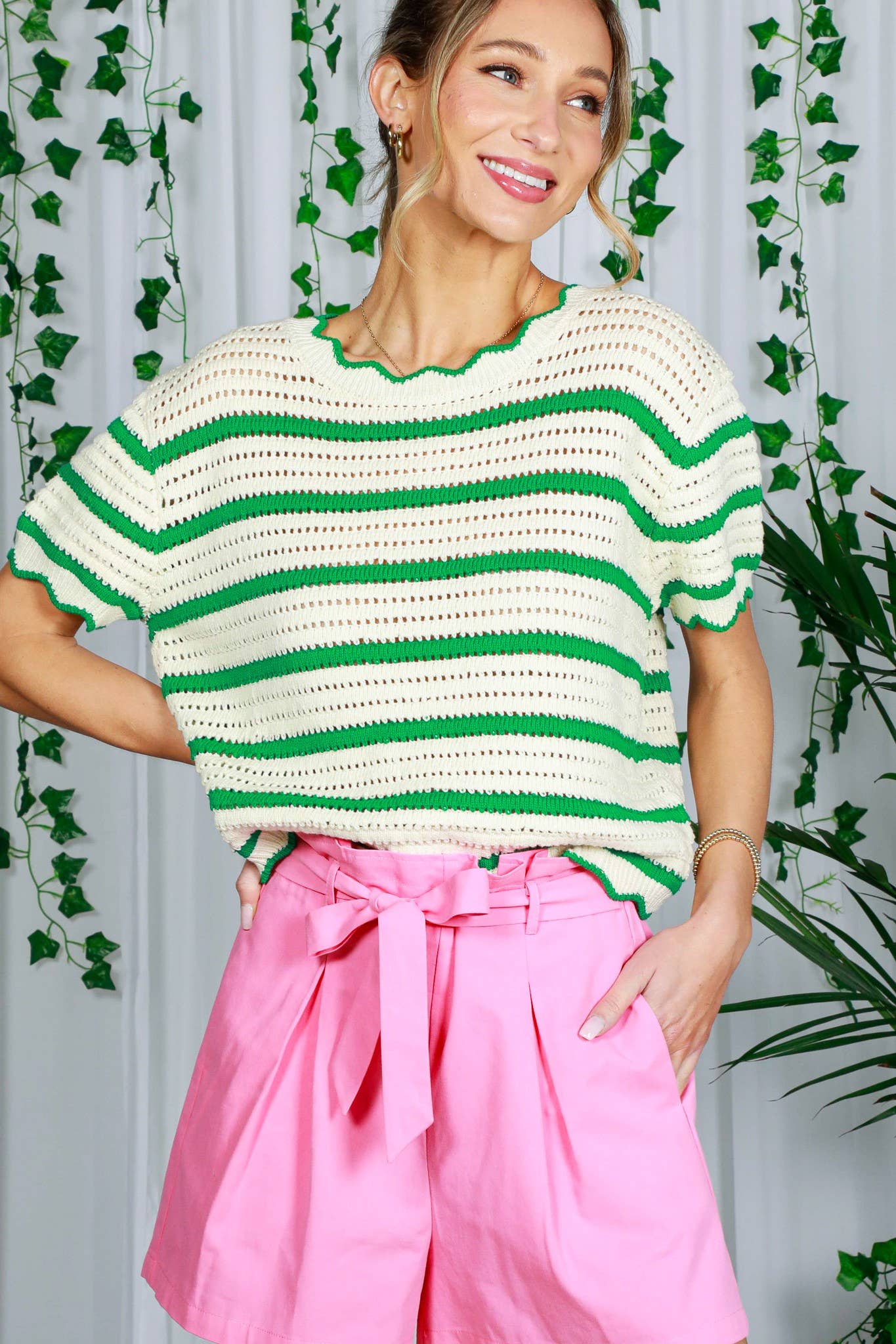 Vine & Love - Scallop Edge Crew Neck Striped Crochet Sweater Top VT82239