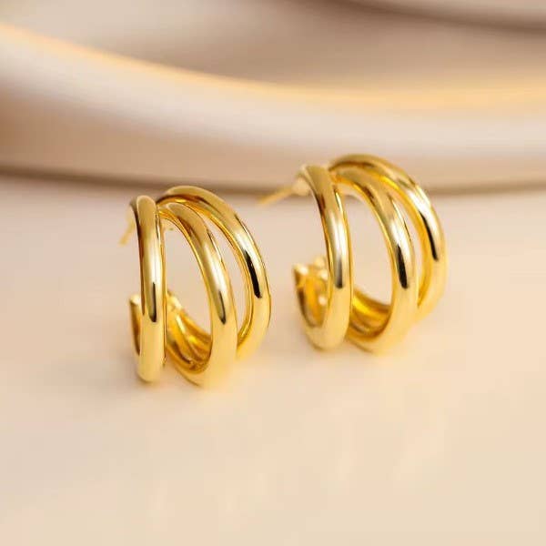 JOSSLYN by wall to wall - 18K STAINLESS STEEL WATERPROOF TARNISH FREE HOOPS | 40E440