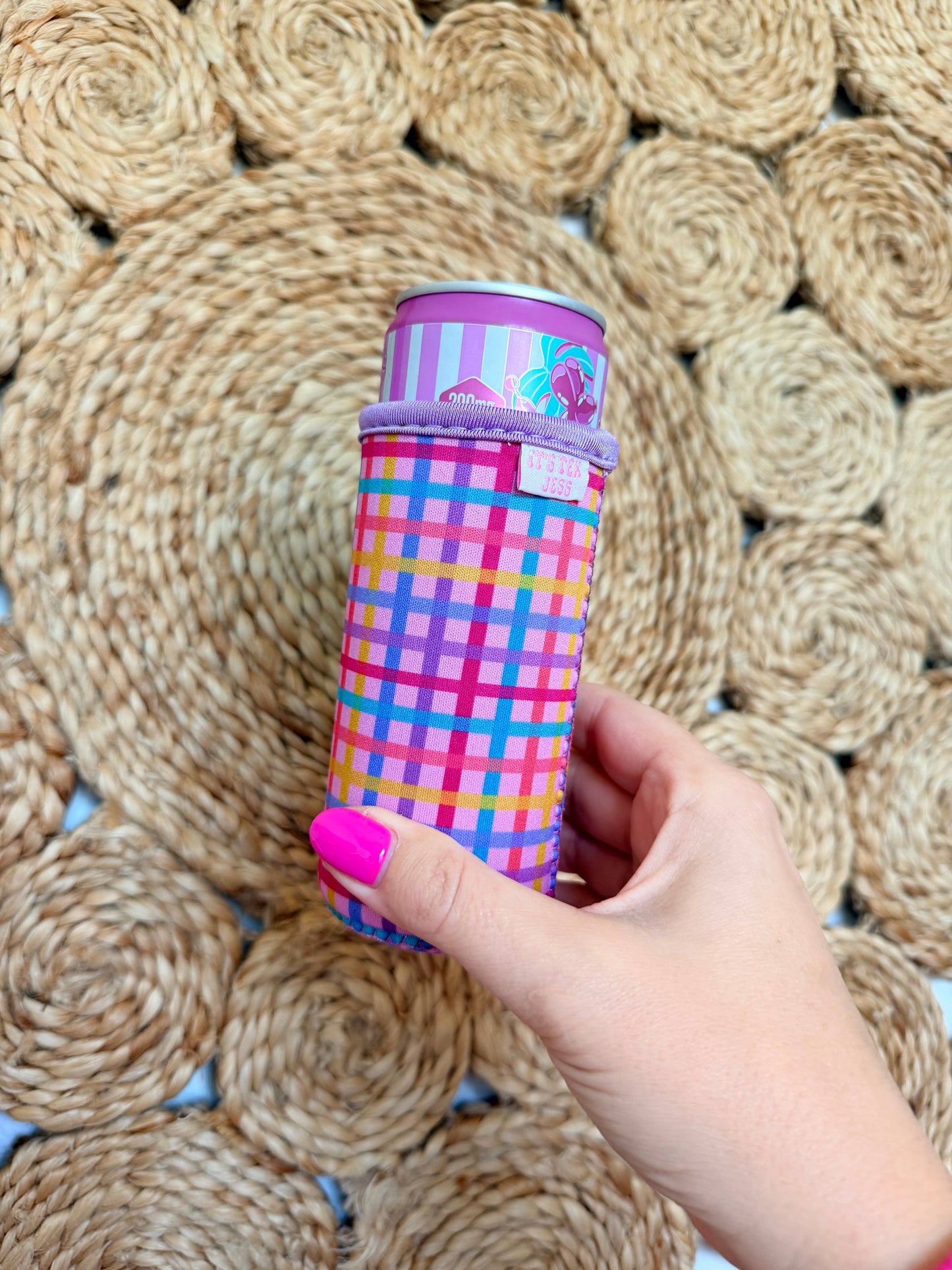 It's Tex Jess - Slim Can Sleeve-Rainbow Gingham