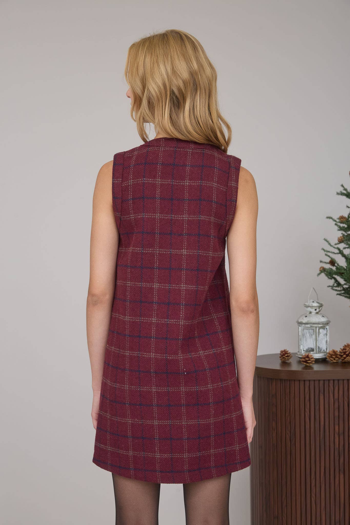 IMPRESS ME PLAID TWEED BUTTON DOWN SLEEVELESS MINI DRESS