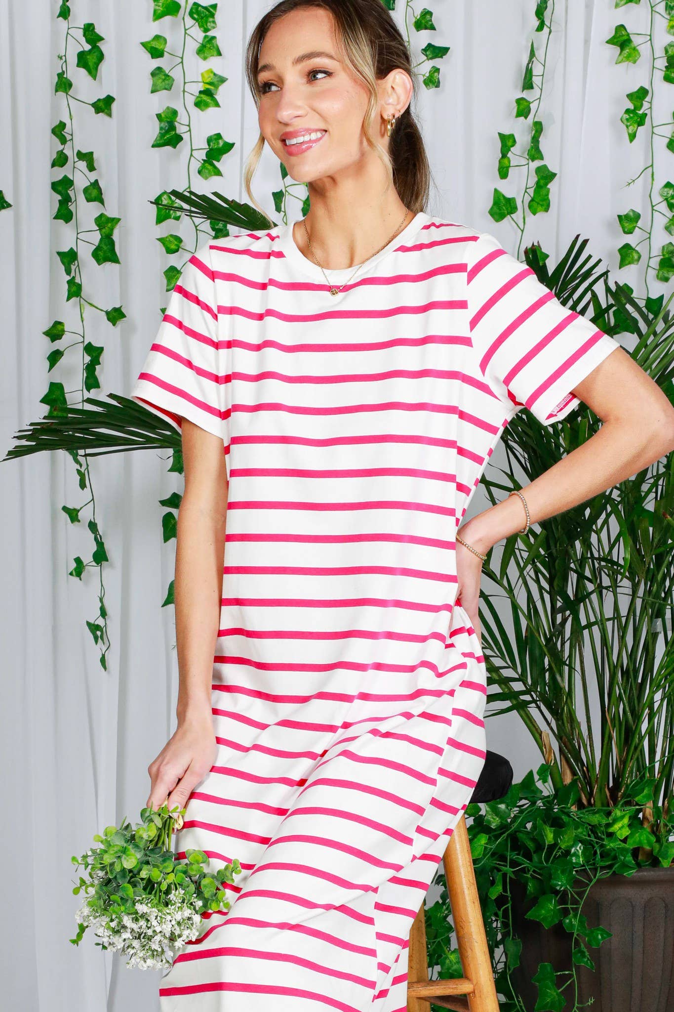 Vine & Love - Crew Neck Striped Cotton T-Shirt Maxi Dress VD82246