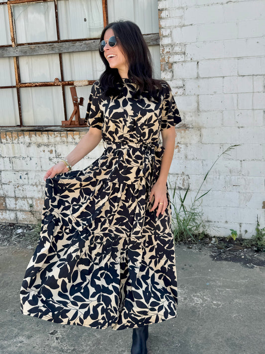 Flirtatious Leaf print Midi Dress