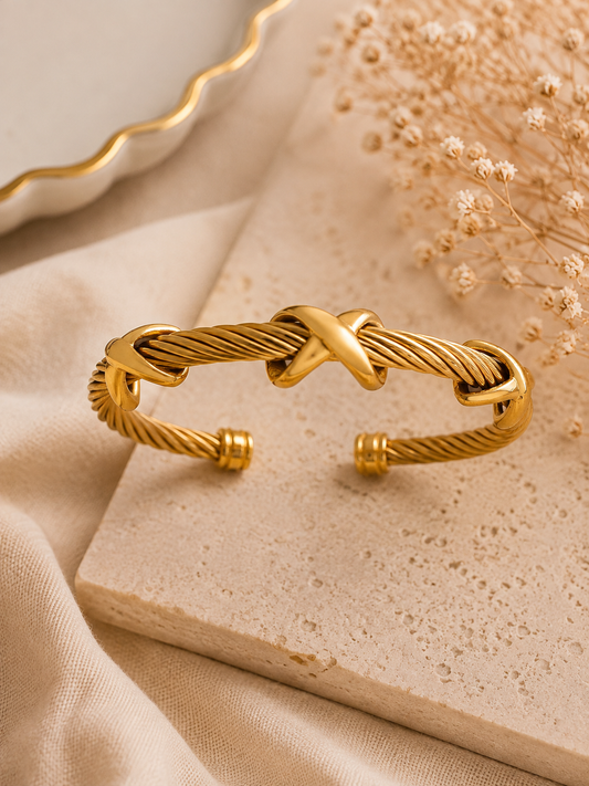 Gold Claire Bracelet