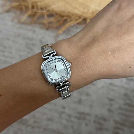 Timeless Elegance Quartz Square Dial Watch
