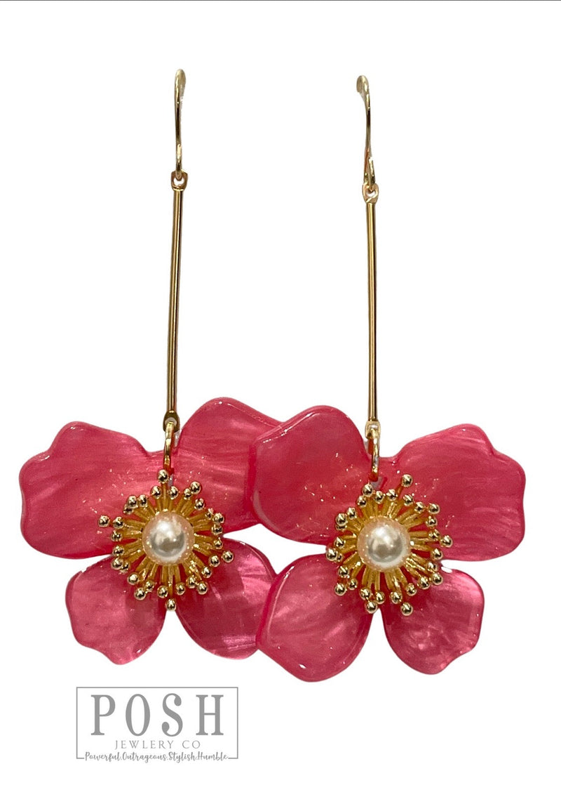 Daisy Acrylic Flower Earrings-Posh