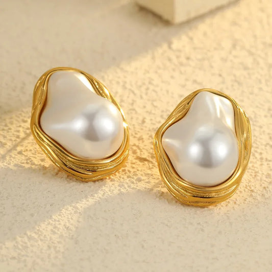 Lady Pearl Earrings