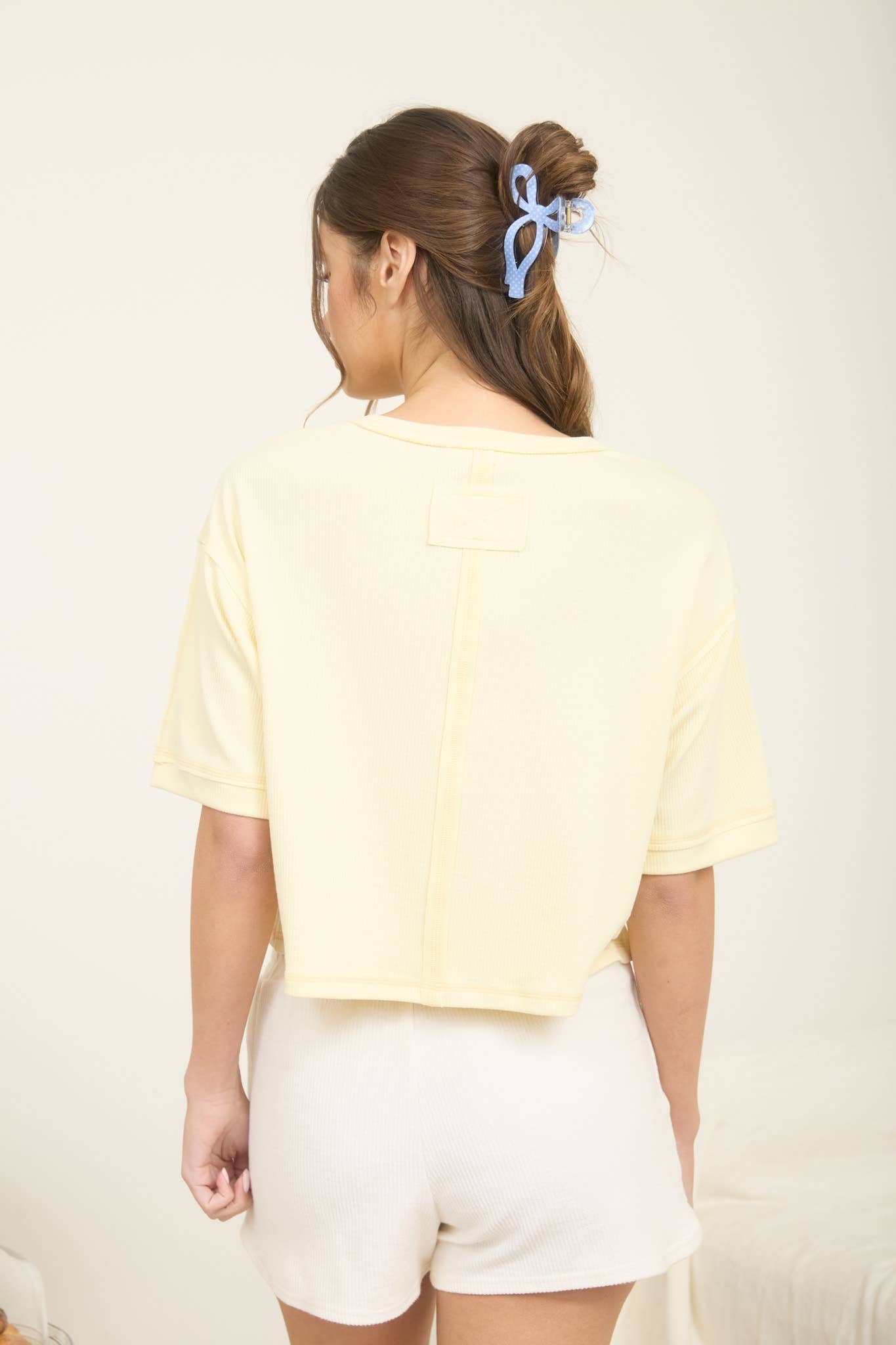 J.O.A - EXPOSED SEAM SHORT SLEEVE BOXY HENLEY KNIT TOP