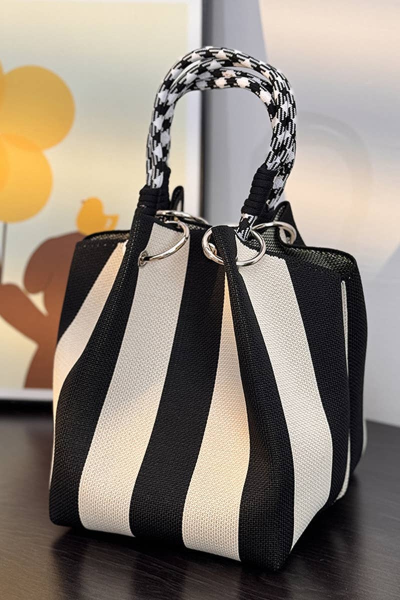 42POPS - 0521 Geometric Knitted Mini Bucket Tote Bag SI-29881 Zenana Consgt.