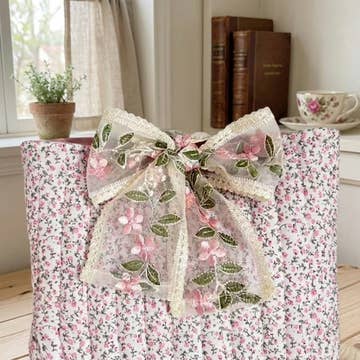 Jillian Floral Tie Bible Cover