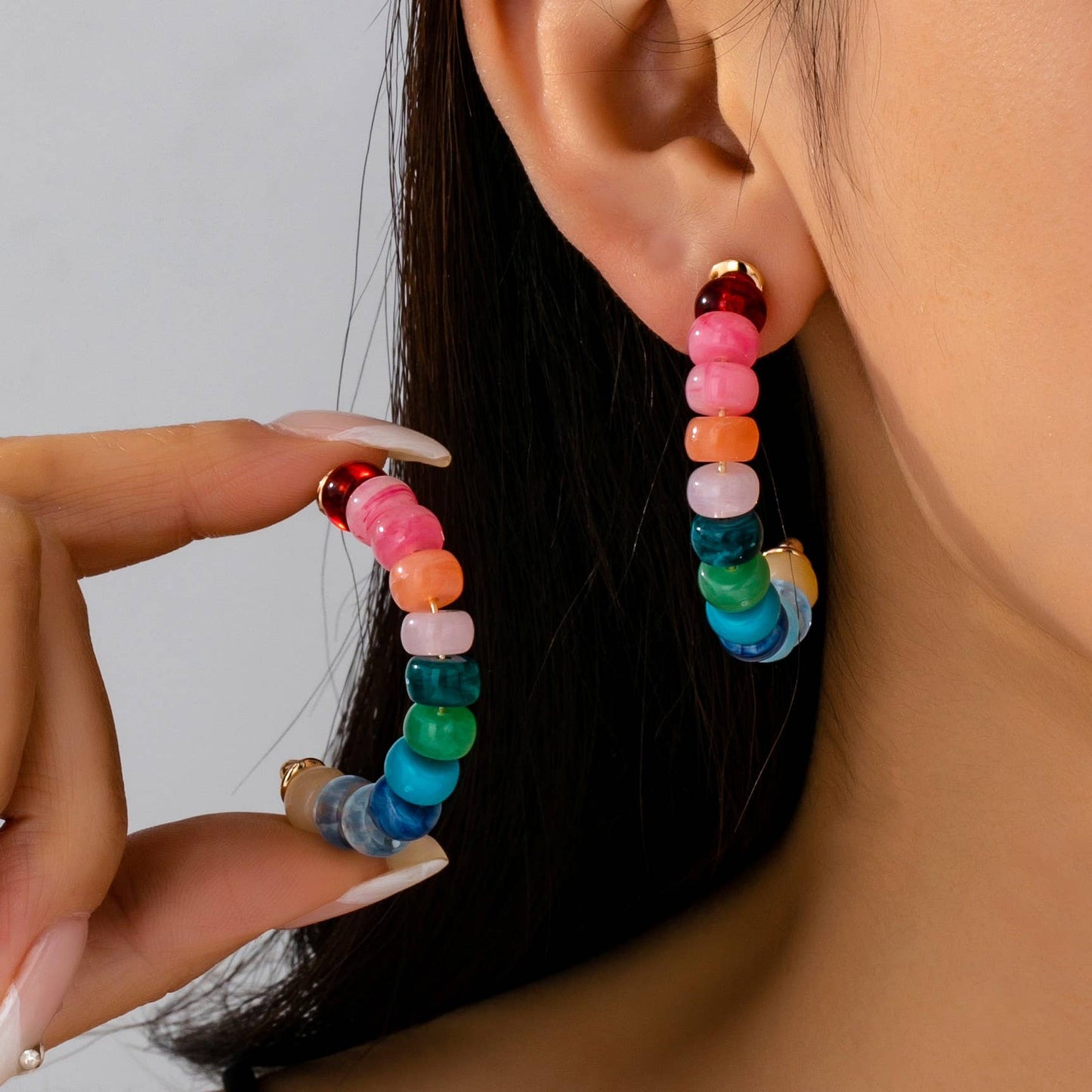 JOSSLYN by wall to wall - Rainbow Beaded Hoop Earrings | 80E61634