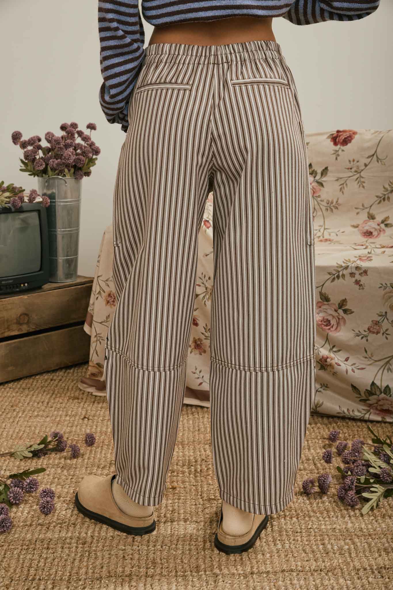 J.O.A - STRIPE POCKET DETAIL WIDE LEG PANTS