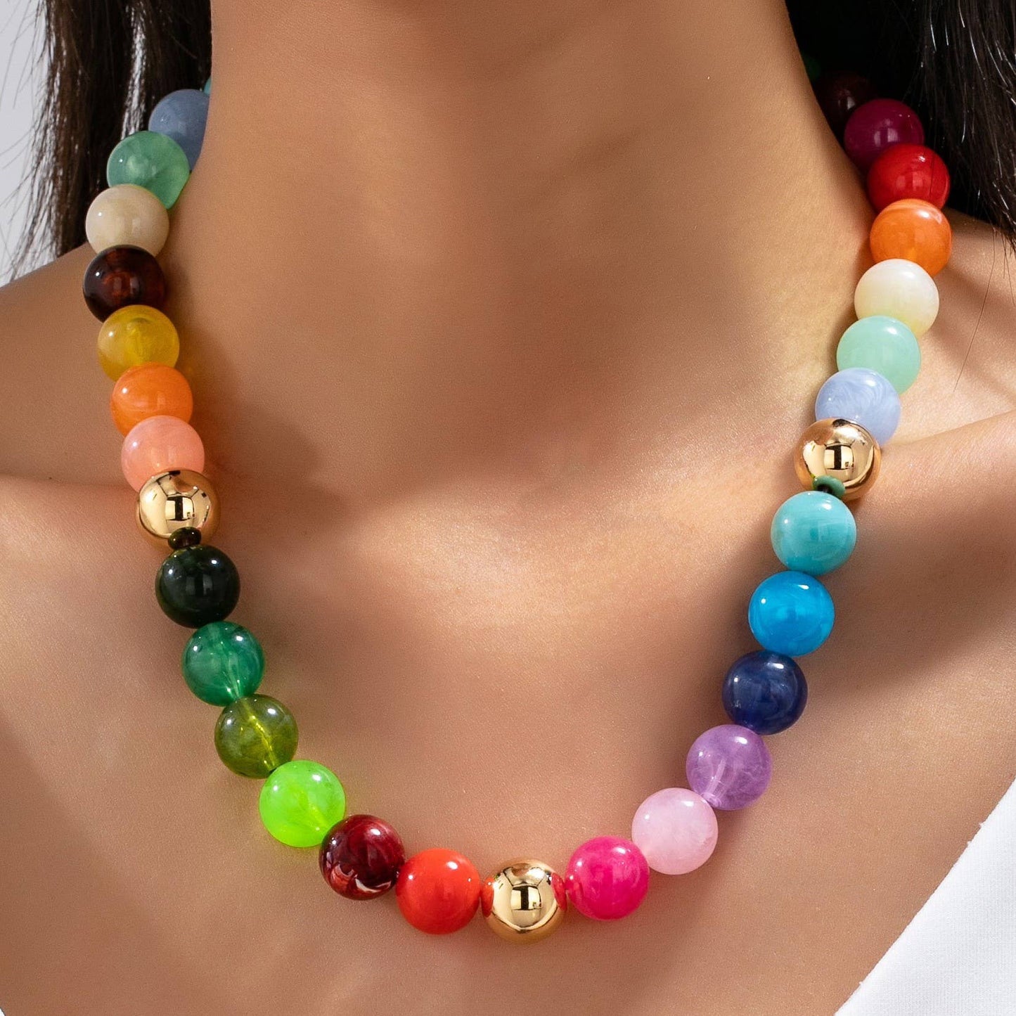 JOSSLYN by wall to wall - Rainbow Marbled Resin Bead Necklace | 80N93447